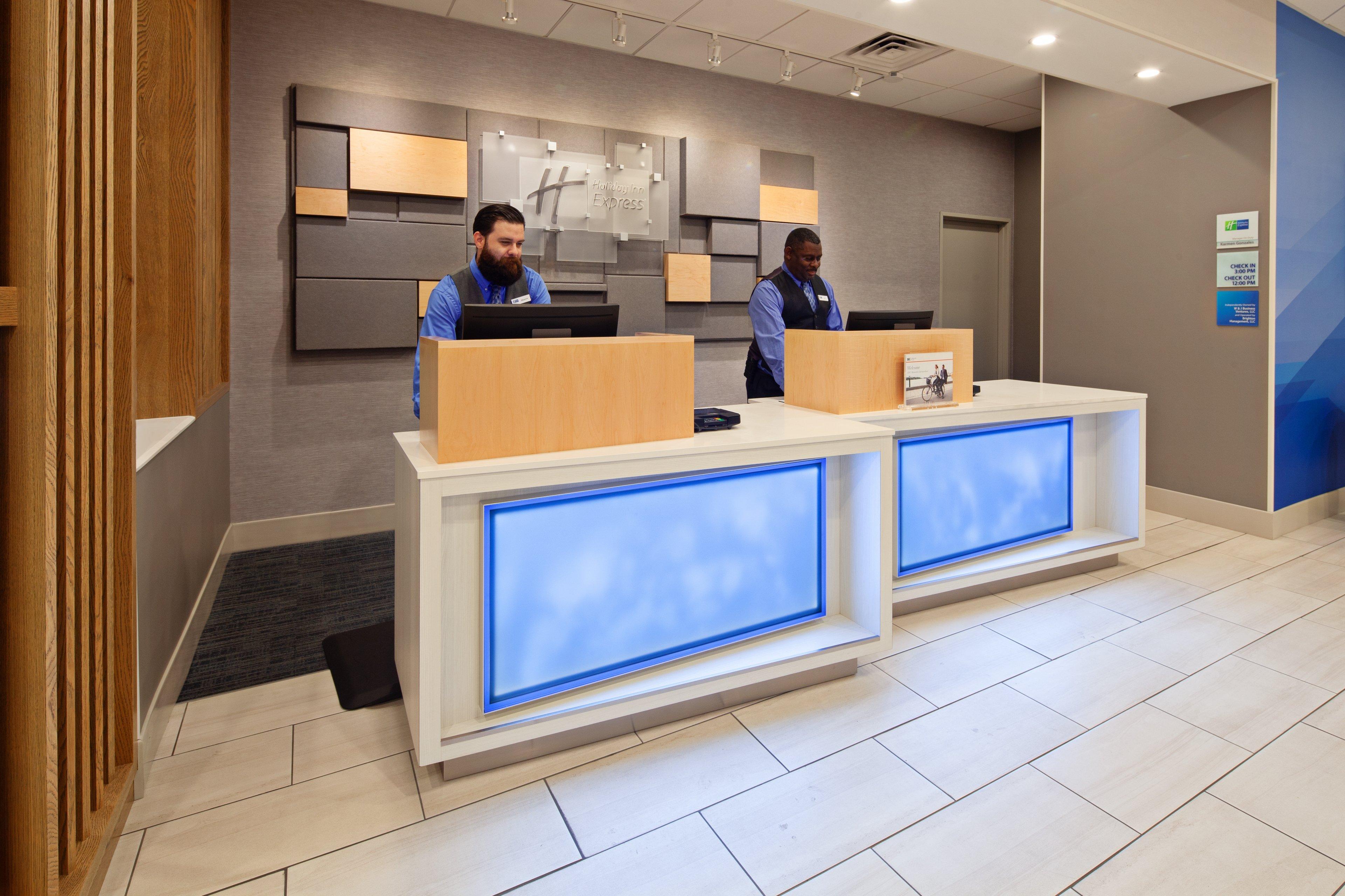 Express Angeles Lax Airport By Ihg Los Angeles