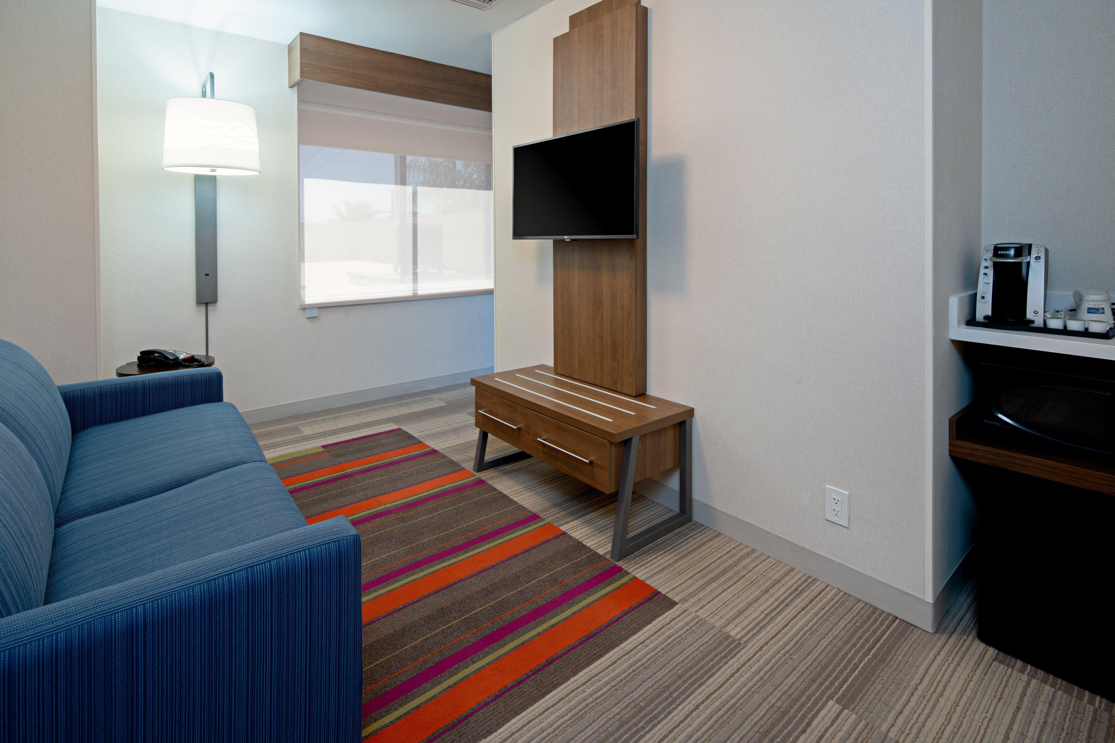 Express Angeles Lax Airport By Ihg 3* Los Angeles